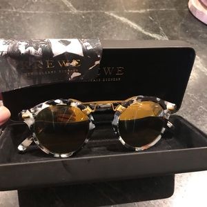 Women’s Krewe St. Louis Classic Sunglasses